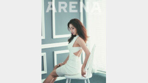 최희 화보, 속살 비치는 화이트 패션으로 ‘요염한 포즈’…“아슬아슬”