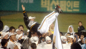 [가을의 추억] 김재박 “3번의 무승부 끝에 KS 제패…내 인생 최고의 순간”