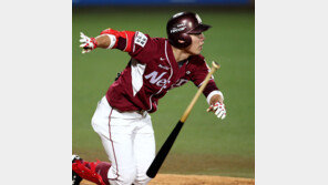 서건창 3루타 ‘V부른 리드오프’