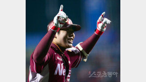 ‘영웅’ 강정호, 한방이면 충분했다