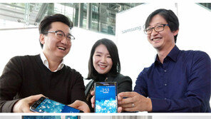 인덱스 달린 공책 옆면 보고 “바로 이거다”