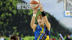 김단비, 15점 10R 더블더블