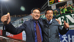[K리그 클래식 우승소감] 최강희 감독 “모두의 각오·노력·희생으로 일궜다” 外
