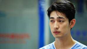 윤박 “쉬운 연기자…벽 없는 사람 되고 싶어요”