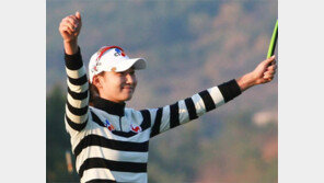 연장 접전… 처음 우승… 드라마 쓴 두 여자골퍼