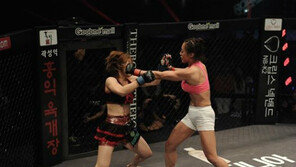 ‘로드FC’ 송효경, 일본의 토미마츠 에미에게 1-2 판정패 “아쉬워”