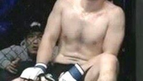 로드 FC 이둘희, 낭심 2번 맞고 그대로 경기 종료...응급실行