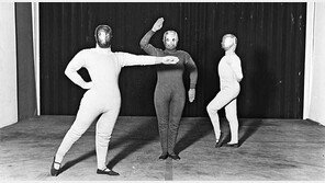 실험이 안보이는 바우하우스 무대실험展