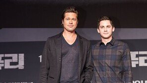 서울 온 브래드 피트, 장총 든 존 웨인과 겹쳐보이는 이유는?