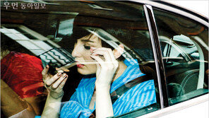 [우먼 동아일보] Speed Morning MakeUp! 인생은 짧고, 메이크업 시간은 너무 길지 않은가요?