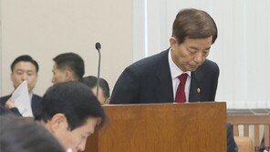 “병영혁신안이 그 정도냐” 난타당한 韓국방