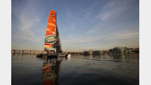 랜드로버코리아, 2014 랜드로버 한강요트대회 개최