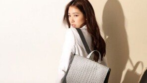 ‘피노키오’에서 열연 중인 박신혜, 화보 비하인드컷 공개 “청순”