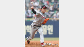 [단독] 은퇴 선언 김선우 “난 행복한 야구선수였다”