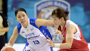 우리은행 2시즌 연속 1R 5전승