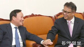 [긴급 대담/불신의 정치권 해법은]새누리당 김재원, 새정치聯 민병두