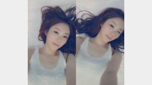 ‘퍼펄즈’ 은용, ‘청순’ 침대 셀카 공개…네티즌, “박예진 닮았다”