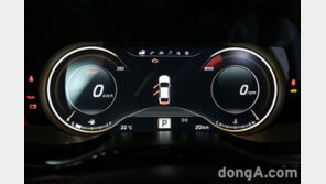 [포토]기아차, K9 퀀텀 “계기판부터 최첨단”