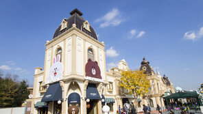 네이버, 에버랜드에 라인 스토어 오픈