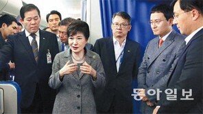朴대통령 “엔저 이대론 안돼… 마음먹고 얘기”