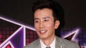 토이 ‘세 사람’ 발매 “‘땡큐’ 이후 음악 안 만들려고 생각했다”