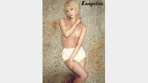 “아무것도 안 입었나?”… 초아, 男心 뒤흔든 섹시 화보