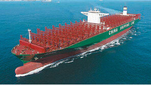 현대重, 세계최대 컨테이너선 건조