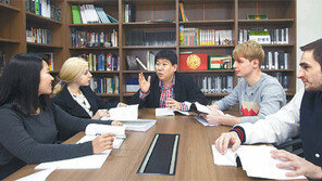 [2014 대학 탐방]잘 가르치고… 잘 취업시키고… 전북대, 융복합 교육 ‘명문 날개’