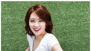‘탈락’ 신아영 섹시화보서 ‘아찔한 꿀벅지’…탄성이 절로!
