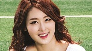 ‘더 지니어스’ 신아영 탈락, 과거 섹시화보서 ‘베이글녀 인증’