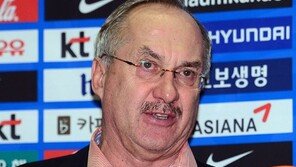 슈틸리케 “깜짝 발탁은 없다”