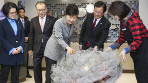 ‘철공소 골목 방문’ 5개월전 약속지킨 朴대통령 