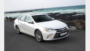 뉴 캠리의 파격적인 변신…더 젊어지고 더 스포티해졌다