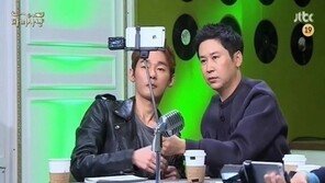 올해 최고의 발명품, 누가 뭐라해도 ‘셀카봉~’