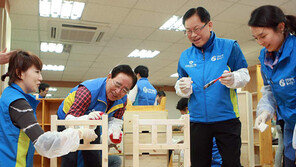 [Money&Life/이런 상품도 있었네!]CEO-임직원-가족 모여 자원봉사 대축제 外