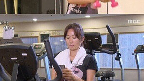 ‘다큐스페셜’ 김희애, 늘씬한 몸매 관리 비법 공개 “이걸 안하면…”