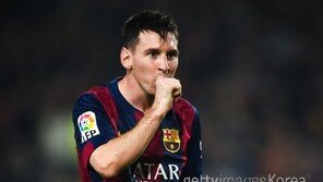 ‘챔피언스리그’ 메시, 해트트릭 맹활약… UCL 최다 골 경신