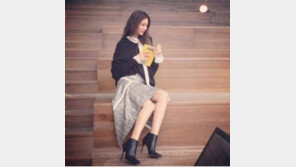 ‘어벤져스2’ 수현, 근황 보니… 완벽한 비율+늘씬한 각선미 ‘눈길’