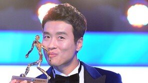 이동국 3번째 MVP ‘역사가 되다’