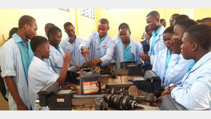 아프리카에서, 동남아에서… 현대車의 정성이 희망을 키웁니다