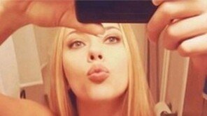 스칼렛 요한슨, 로메인 도리악과 결혼…‘벌써 몇 명째야’