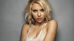 스칼렛 요한슨, 프랑스 언론인 로메인 도리악과 결혼