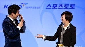 [동아스포츠대상] 김효주 “남희석 아저씨 다시 태어나세요”