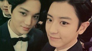 엑소 찬열-카이, 마마 본방 사수 독려…다정한 인증샷
