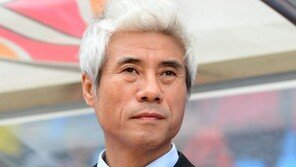 제주 박경훈 감독 자진사퇴 “교수 복직 때문”