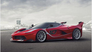 ‘1036마력’ 페라리 FXX K 드디어 공개, 30대 한정 출시에 가격은?  