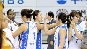 우리은행 ‘개막 10연승’ 신기록