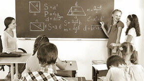 [책의 향기]“어렵게 배울수록 오래 기억”