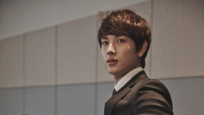 고급차 모는 장그래…‘미생’ 성공시대