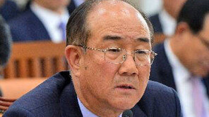 “이재만 靑비서관 만난적도 없어… 서금회 배후 논란은 유령같은 것”